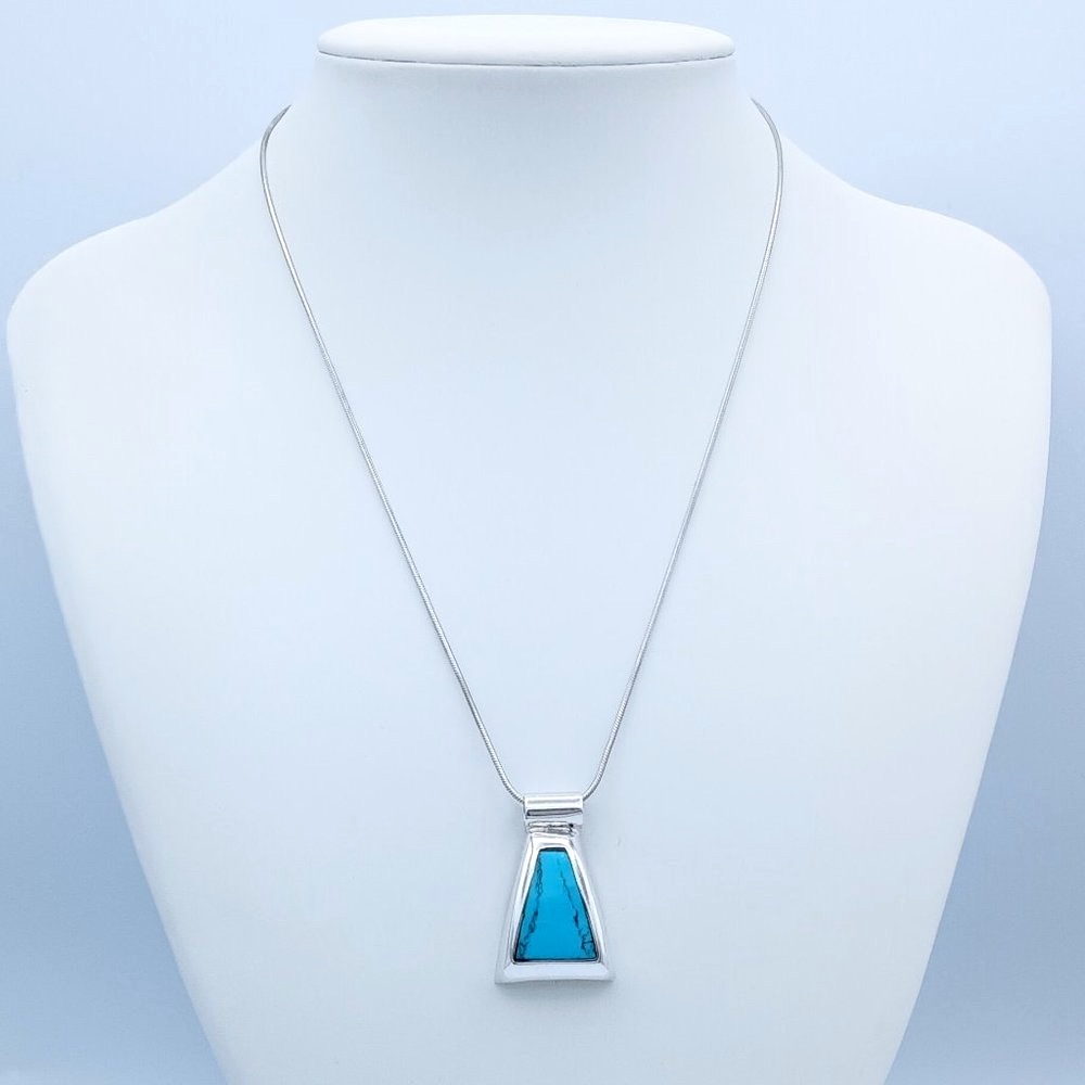 925 Sterling Silver Turquoise Blue Howlite MEXICO Pendant Necklace